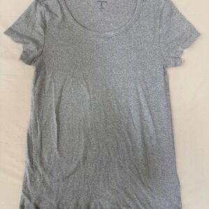 Gray heather scoop neck tee from Amazon Essentials